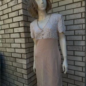 Vintage St. John Evening Wear Women's Size 10 Pink Sparkles Floral Lace